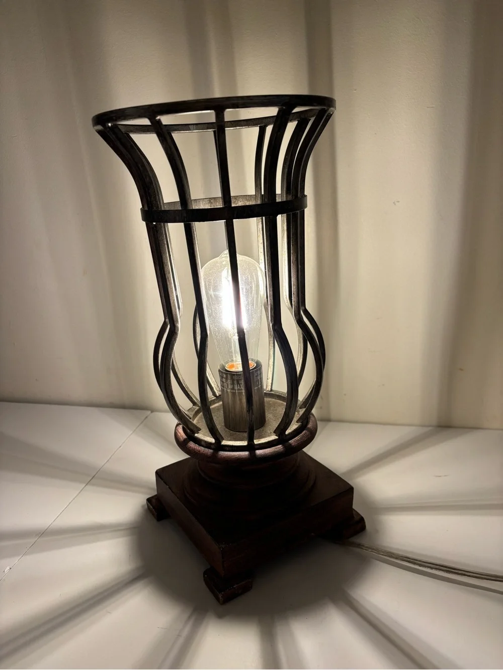 Metal Cage Table Lamp with/Bronze Finish-Accent Lamp-Modern/Rustic Vibe Up-light